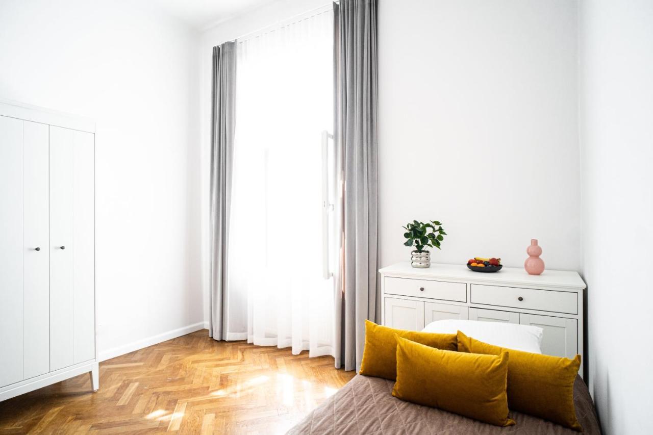 Golden Queen Apartments City Center Kraków Zewnętrze zdjęcie